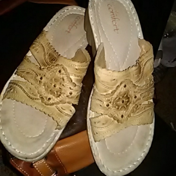 Strictly Comfort Slipons - Picture 1 of 7